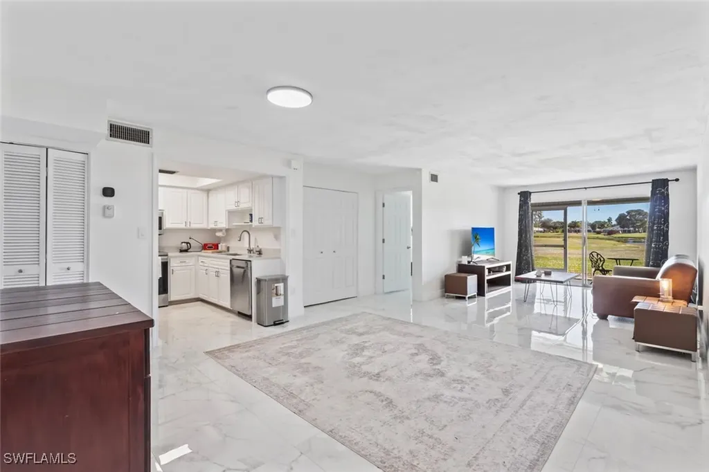 452 Bristle Cone Lane Naples FL 34113