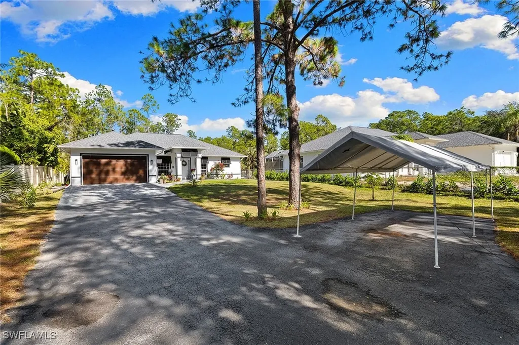3261 8th Avenue SE Naples FL 34117