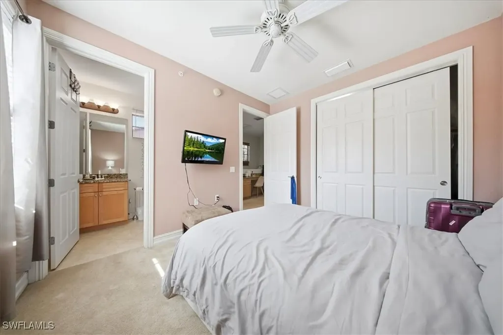 9138 Chula Vista Street Naples FL 34113