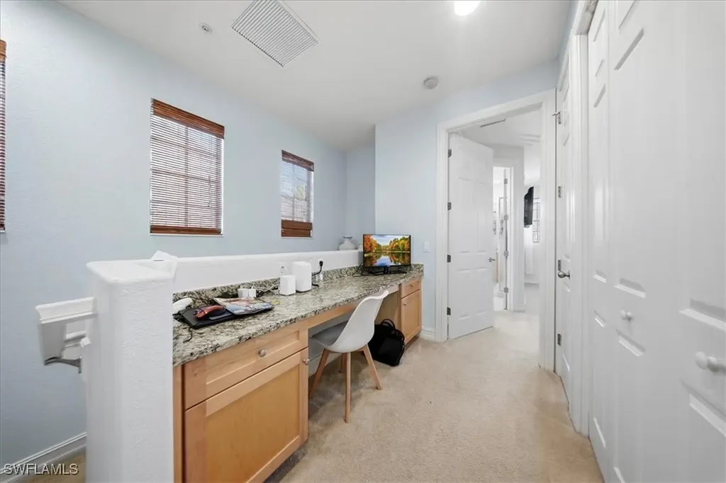 9138 Chula Vista Street Naples FL 34113