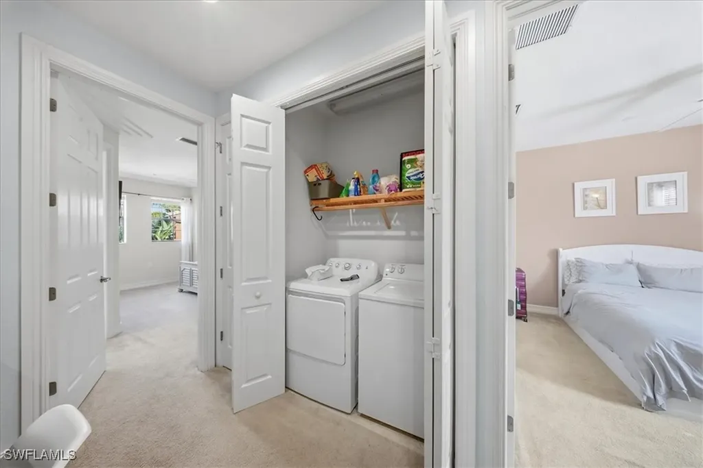 9138 Chula Vista Street Naples FL 34113