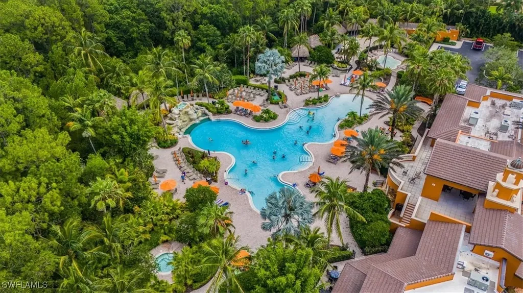 9138 Chula Vista Street Naples FL 34113