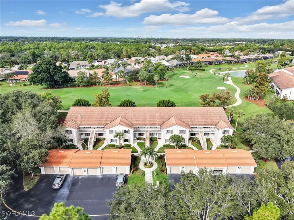 725 Saratoga Circle Naples FL 34104