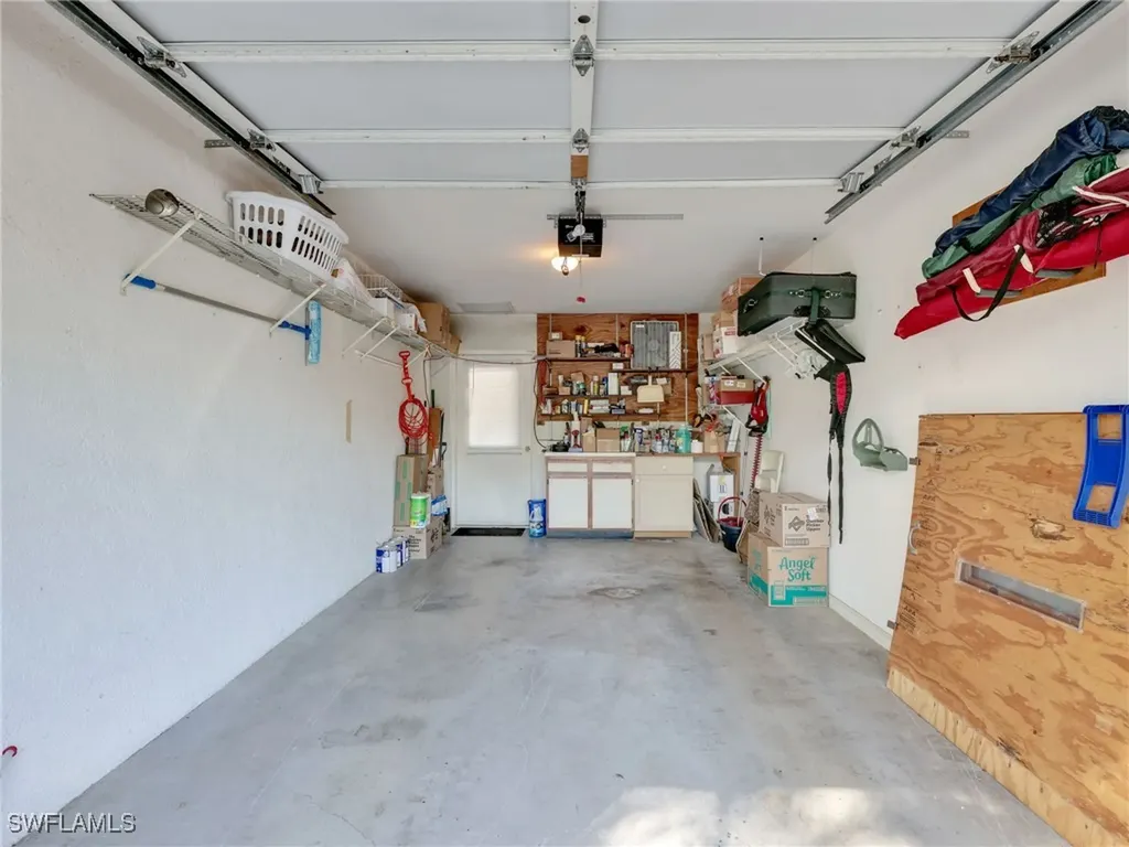 725 Saratoga Circle Naples FL 34104