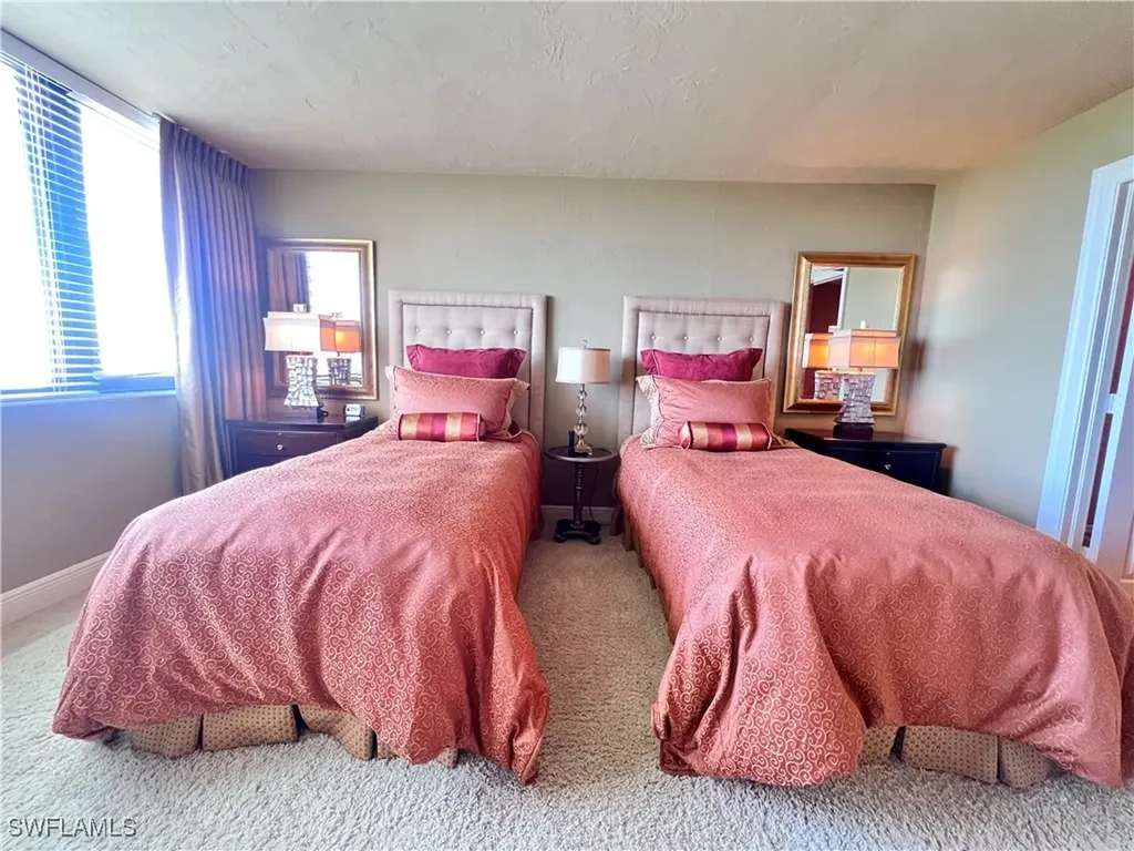 5601 Turtle Bay Drive W Naples FL 34108-2746