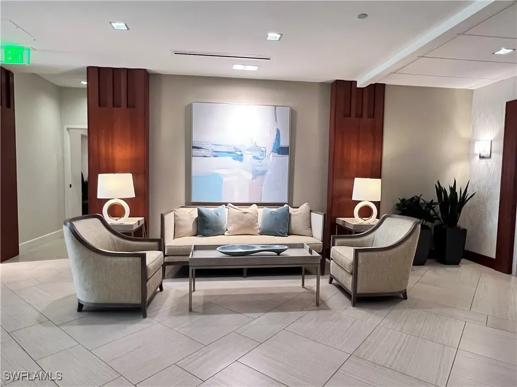 5601 Turtle Bay Drive W Naples FL 34108-2746
