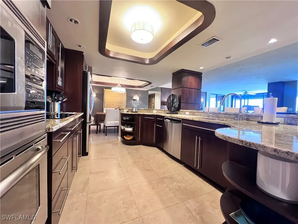 5601 Turtle Bay Drive W Naples FL 34108-2746