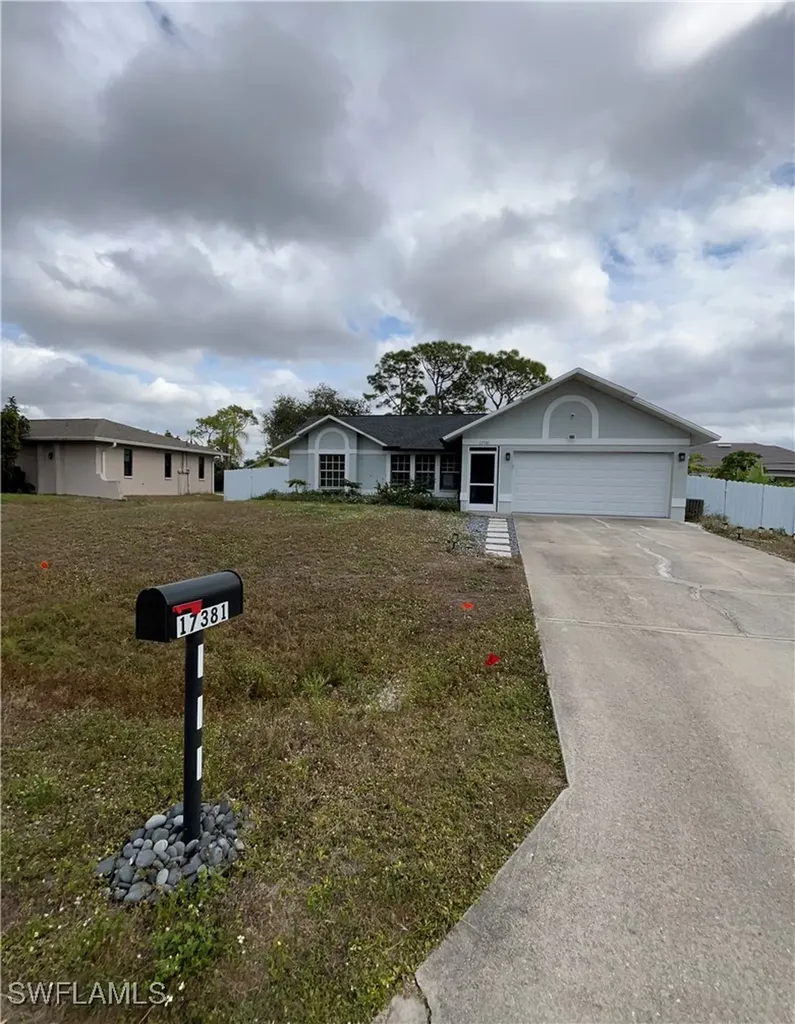 17381 Arizona Road Fort Myers FL 33967
