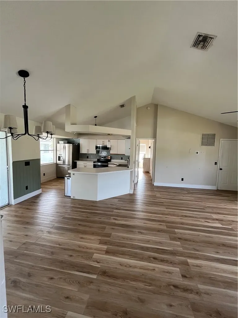 17381 Arizona Road Fort Myers FL 33967
