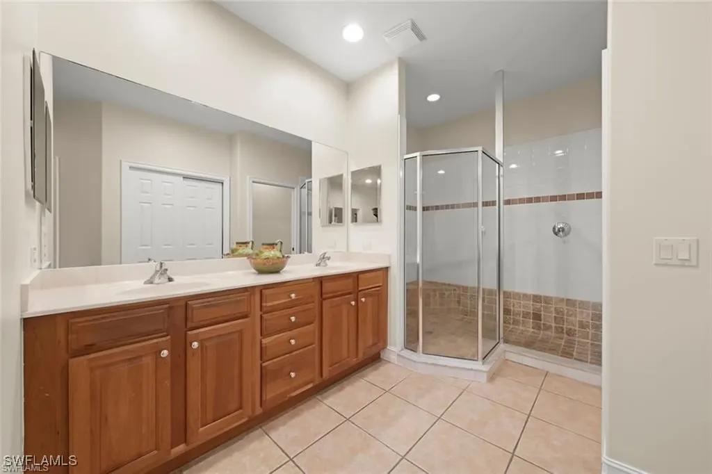 11053 Harbour Yacht Court Fort Myers FL 33908