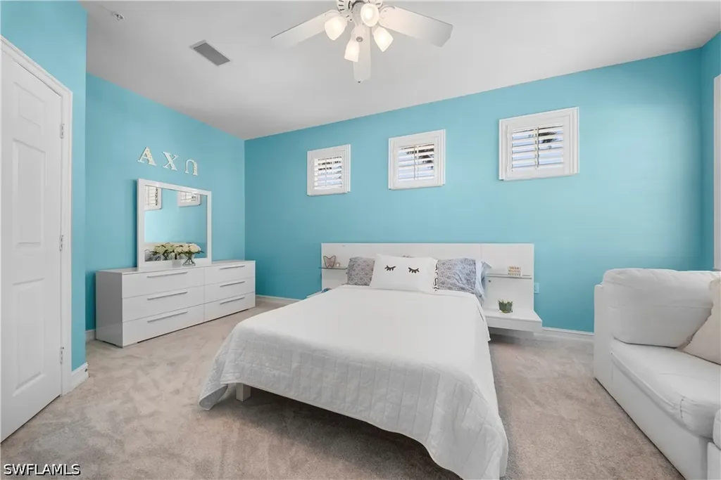 11053 Harbour Yacht Court Fort Myers FL 33908