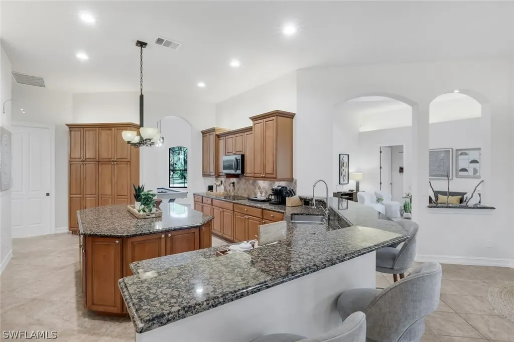 4480 1st Avenue NW Naples FL 34119
