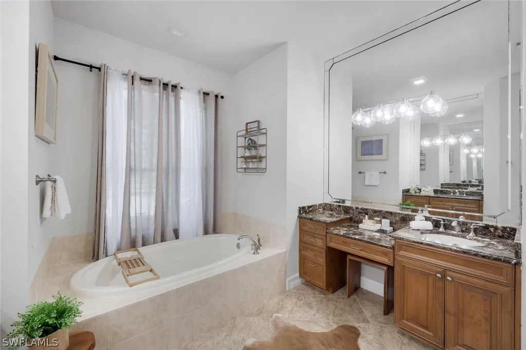 4480 1st Avenue NW Naples FL 34119