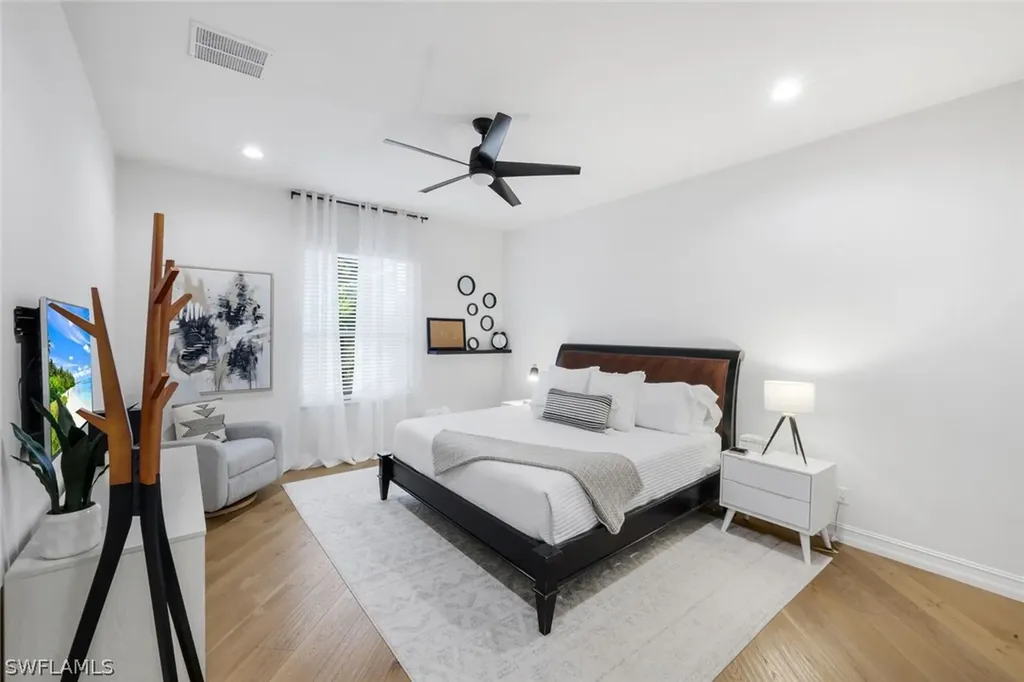4480 1st Avenue NW Naples FL 34119