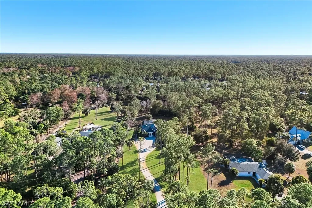 4480 1st Avenue NW Naples FL 34119