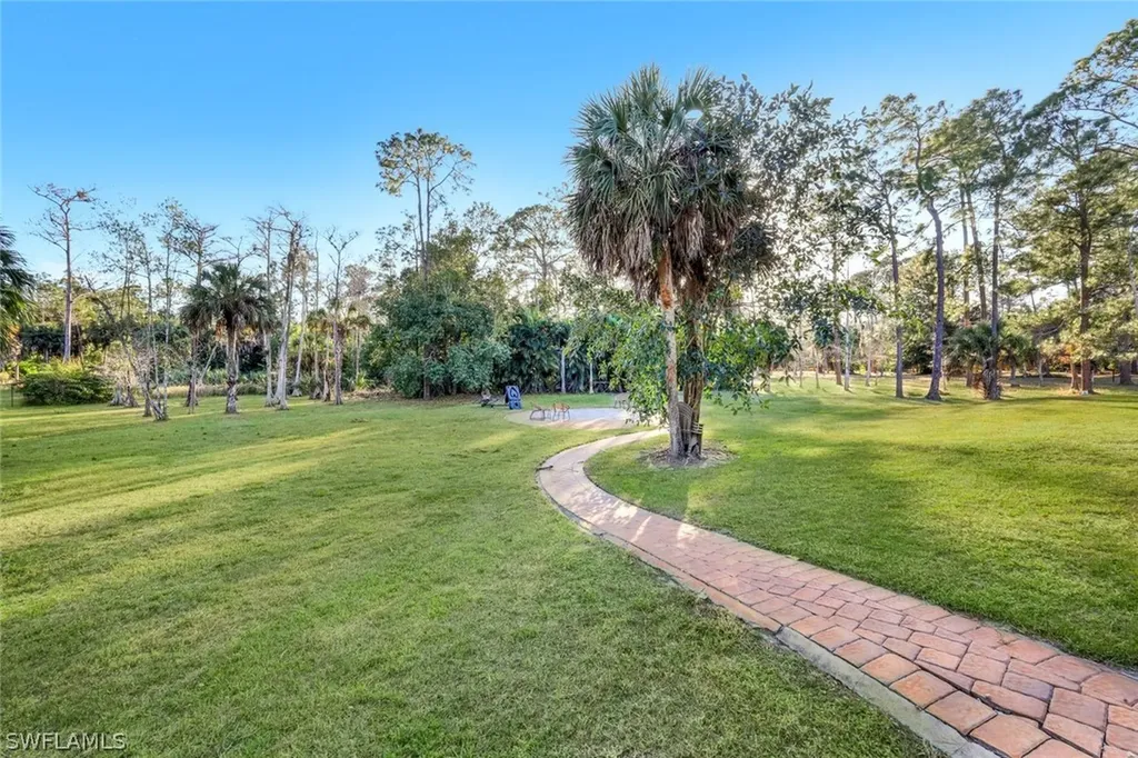 4480 1st Avenue NW Naples FL 34119