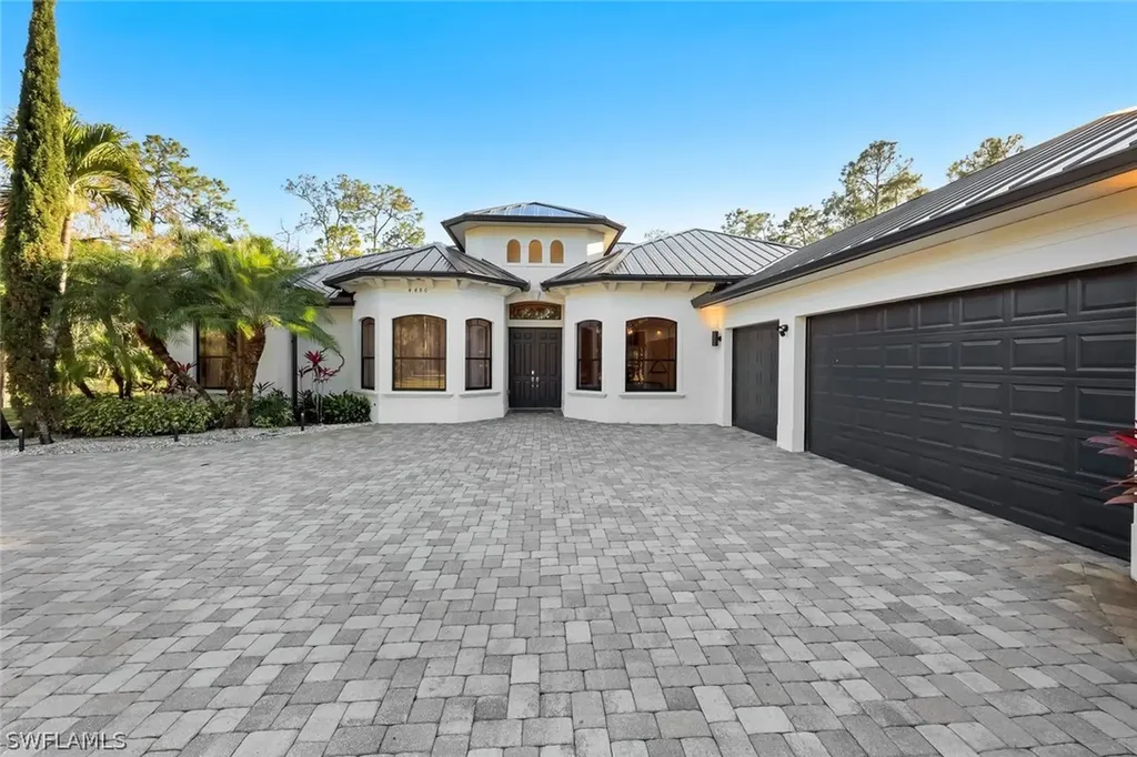 4480 1st Avenue NW Naples FL 34119