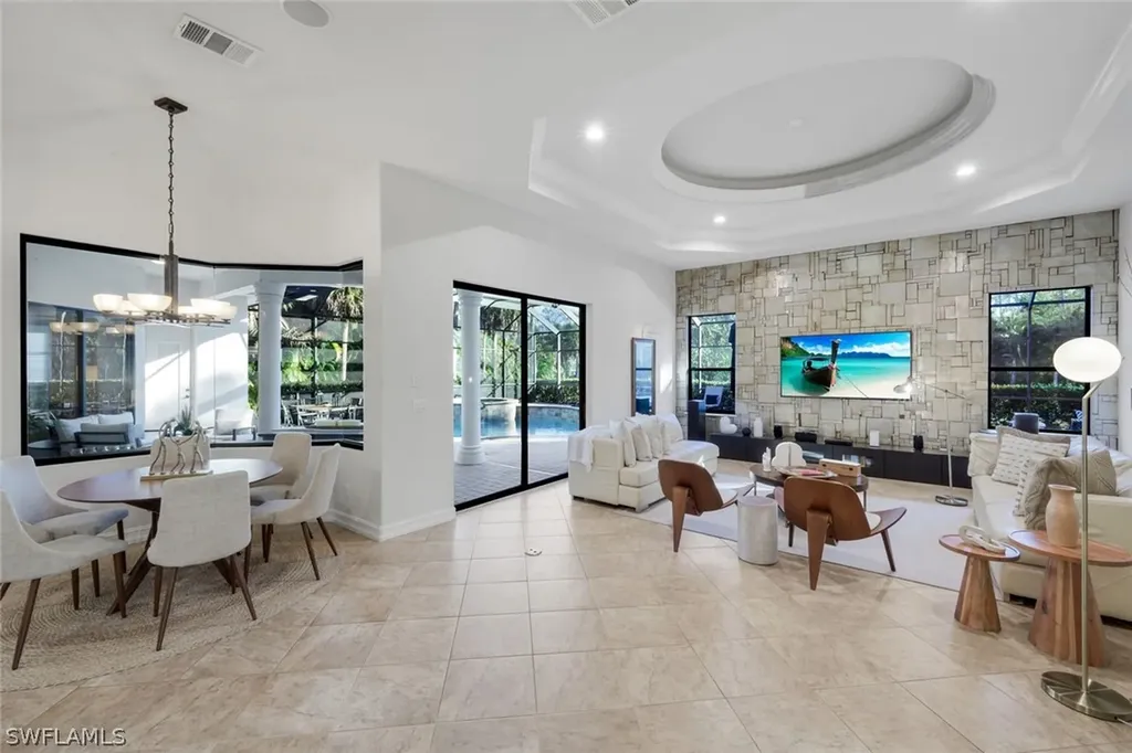 4480 1st Avenue NW Naples FL 34119
