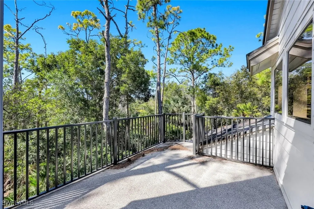 27100 Oakwood Lake Drive Bonita Springs FL 34134