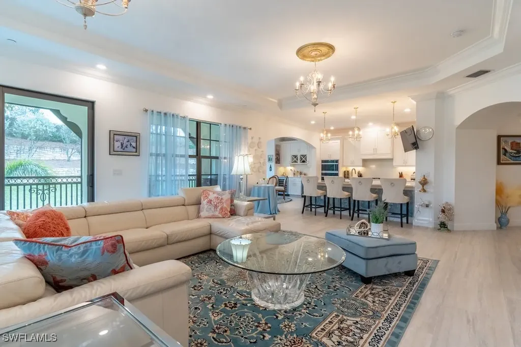 16347 Viansa Way Naples FL 34110