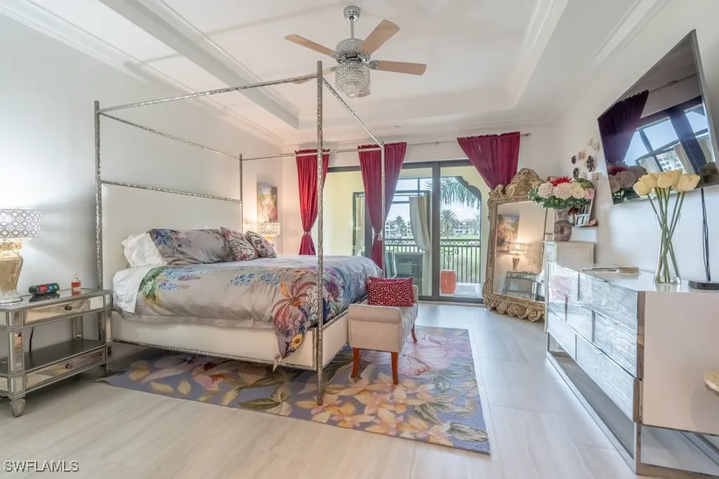 16347 Viansa Way Naples FL 34110