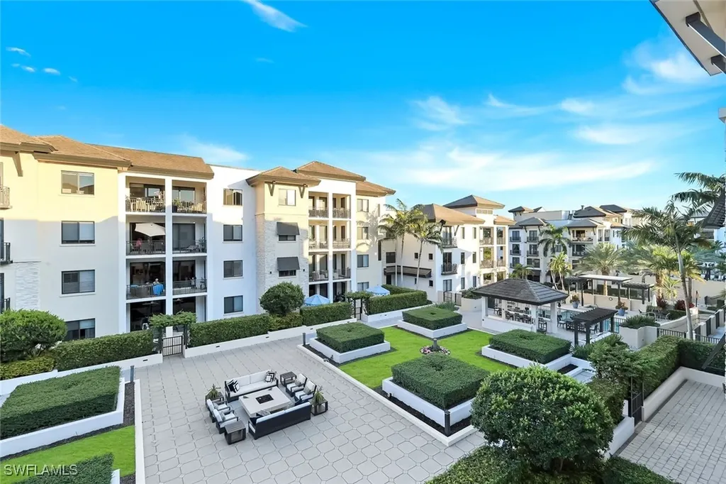 1035 3rd Avenue S Naples FL 34102