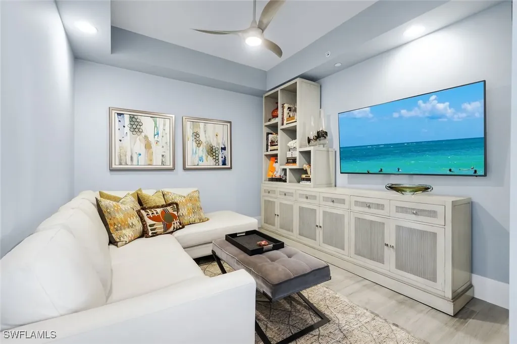 1035 3rd Avenue S Naples FL 34102