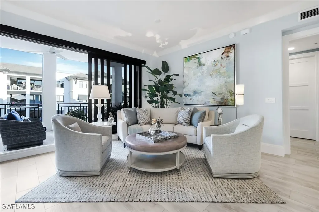 1035 3rd Avenue S Naples FL 34102