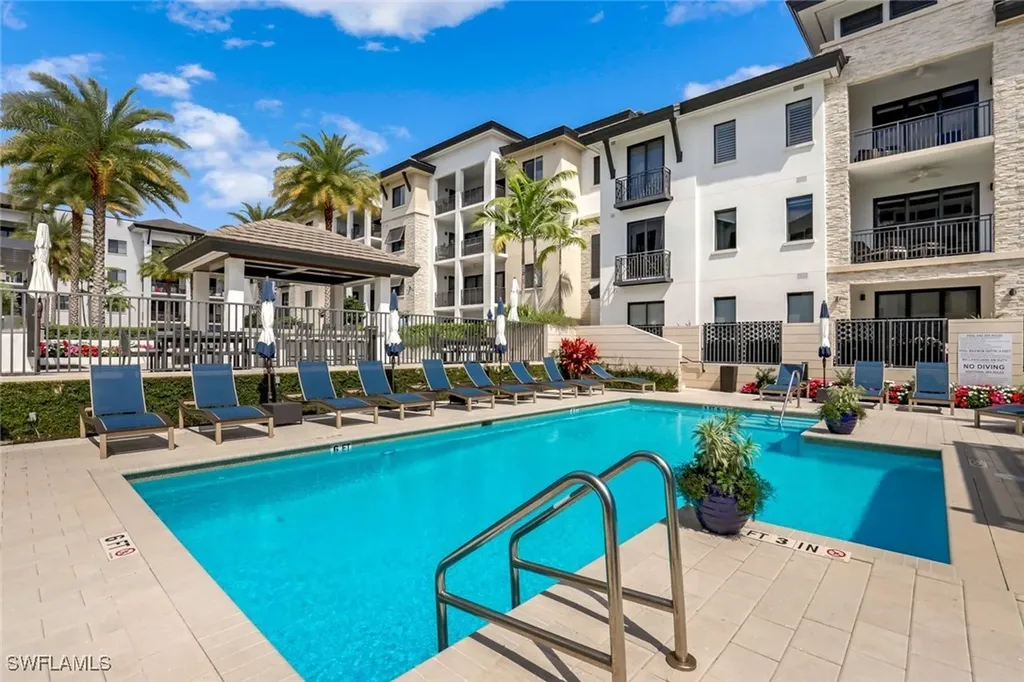 1035 3rd Avenue S Naples FL 34102