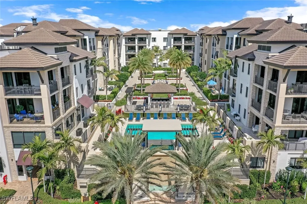 1035 3rd Avenue S Naples FL 34102