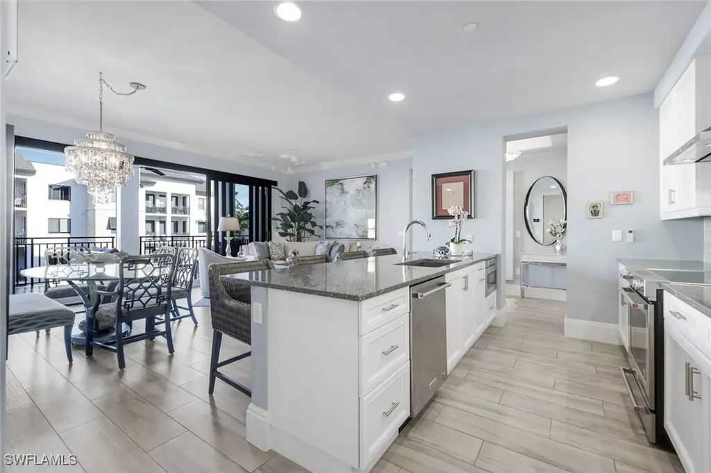 1035 3rd Avenue S Naples FL 34102