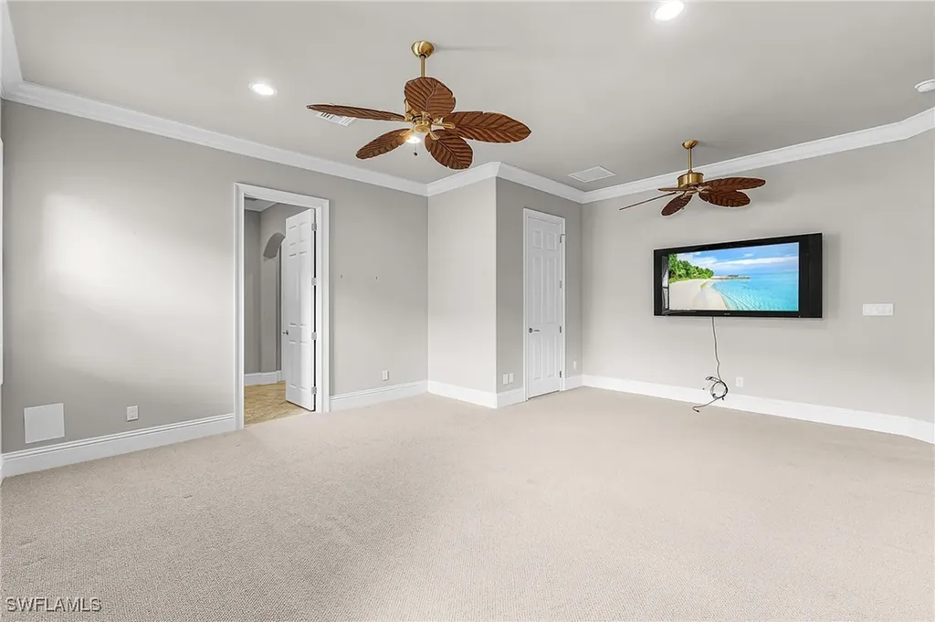 1733 Supreme Court Naples FL 34110