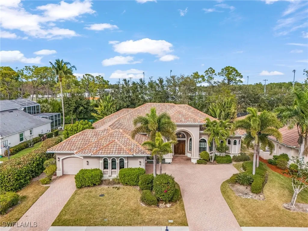 1733 Supreme Court Naples FL 34110