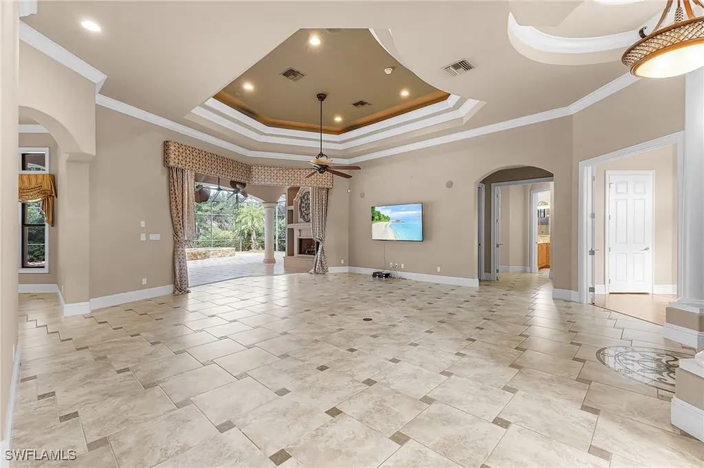 1733 Supreme Court Naples FL 34110
