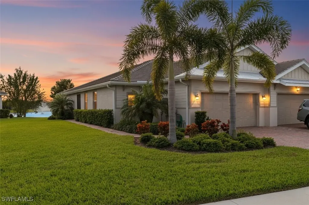 14558 Edgewater Circle Naples FL 34114