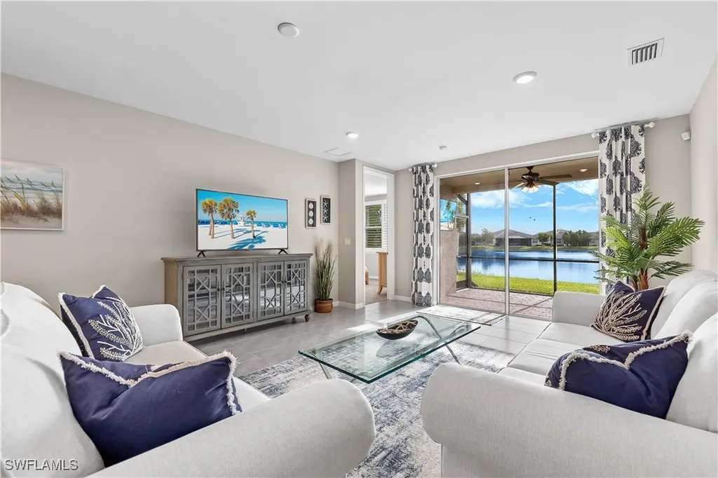 14558 Edgewater Circle Naples FL 34114