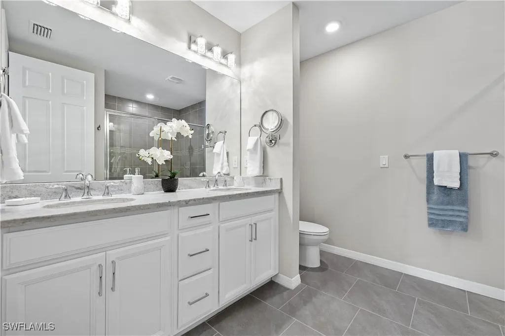 14558 Edgewater Circle Naples FL 34114