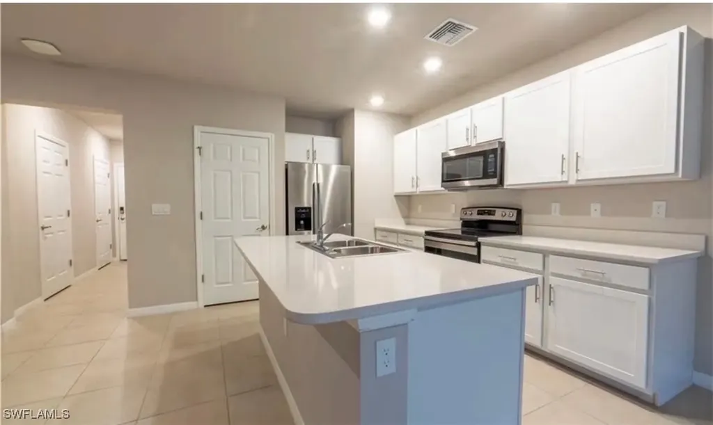 15481 Wildflower Circle Naples FL 34119