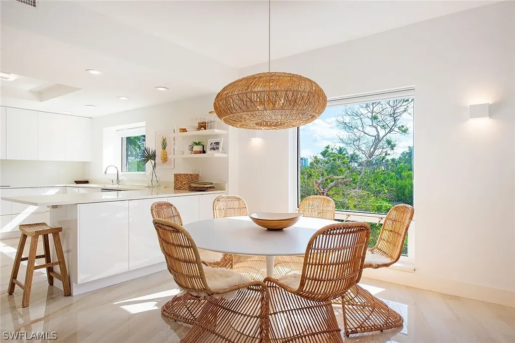 8665 Bay Colony Drive Naples FL 34108