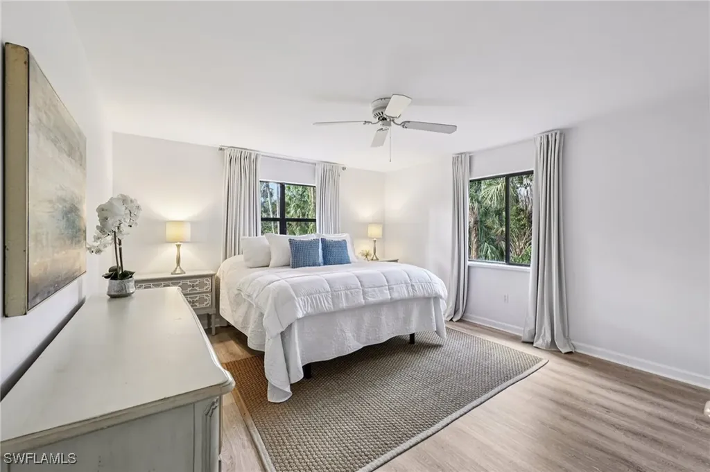 740 15th Street NW Naples FL 34120
