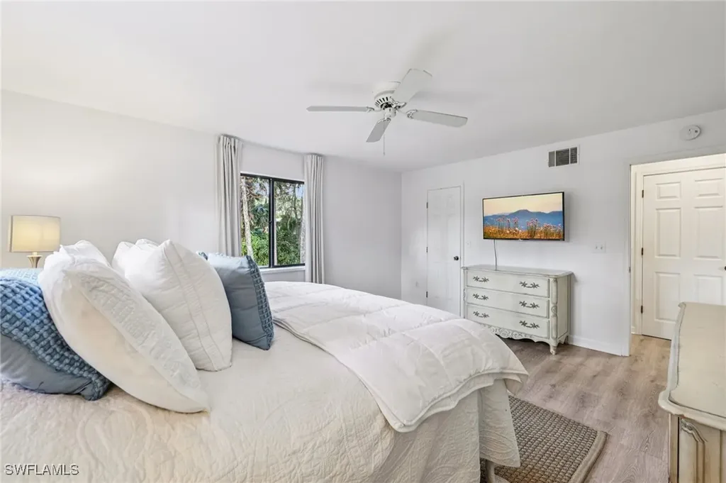 740 15th Street NW Naples FL 34120