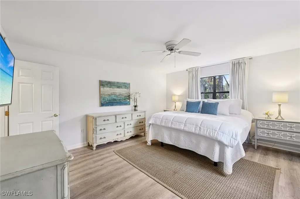 740 15th Street NW Naples FL 34120