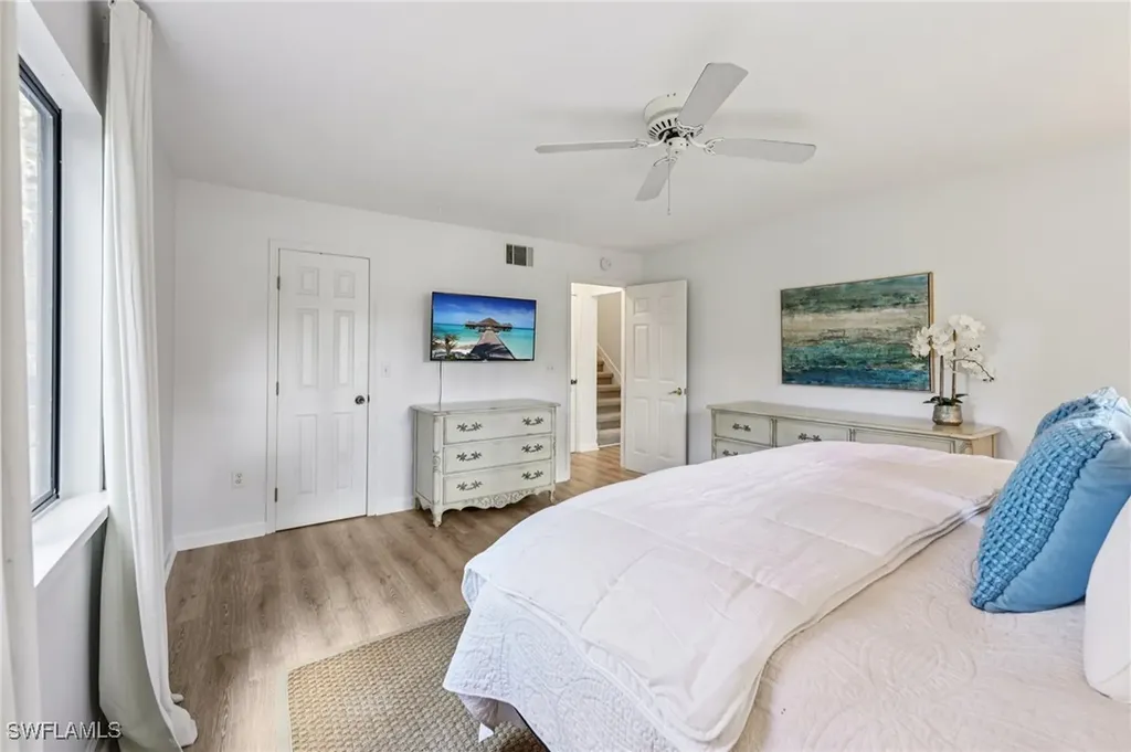 740 15th Street NW Naples FL 34120