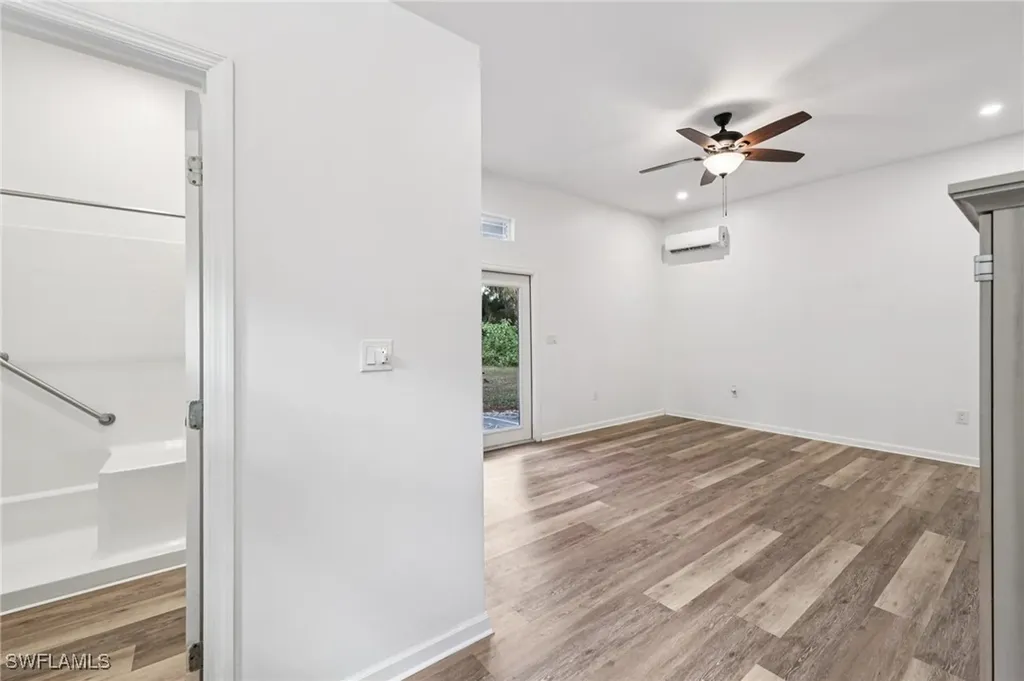 740 15th Street NW Naples FL 34120