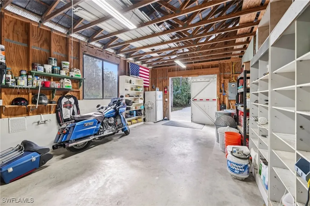 740 15th Street NW Naples FL 34120