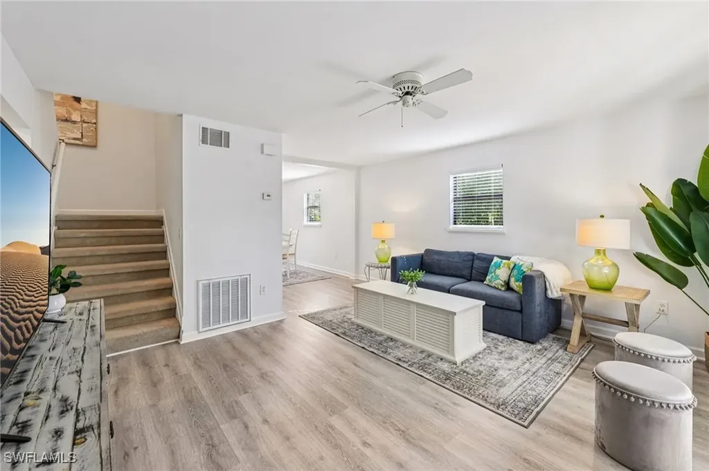 740 15th Street NW Naples FL 34120