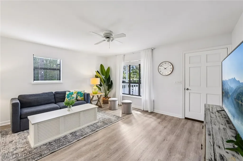 740 15th Street NW Naples FL 34120