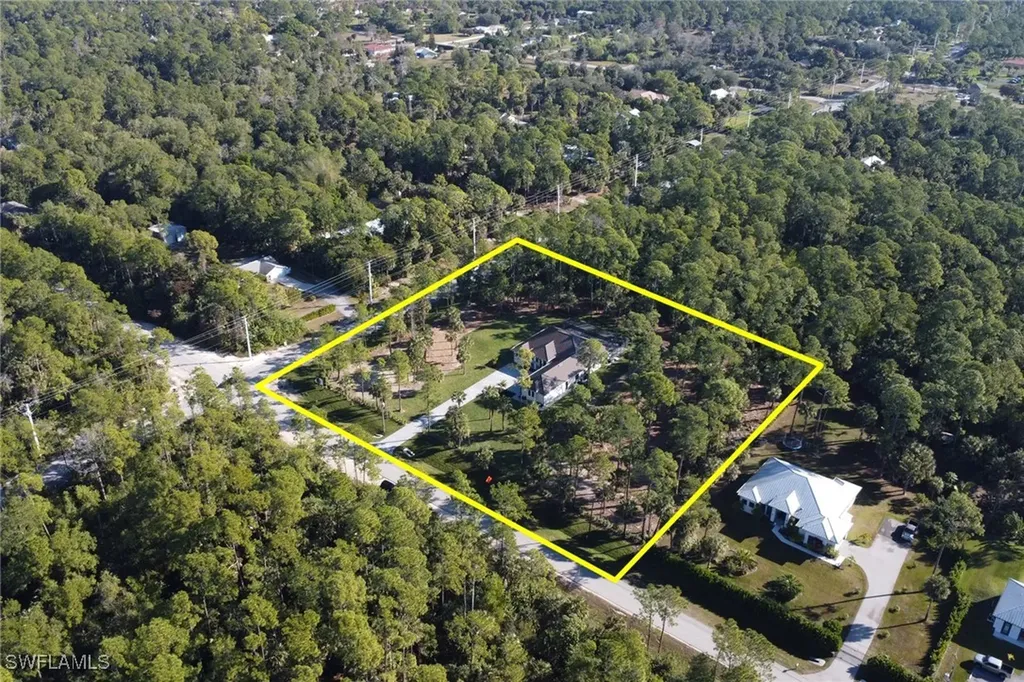 1618 19th Street SW Naples FL 34117