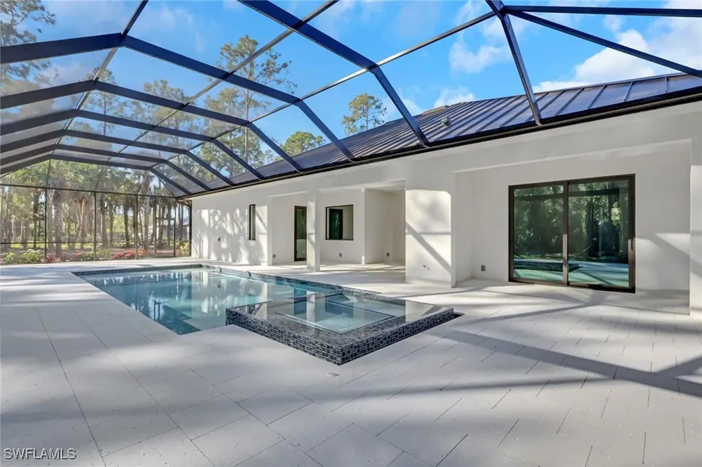 1618 19th Street SW Naples FL 34117