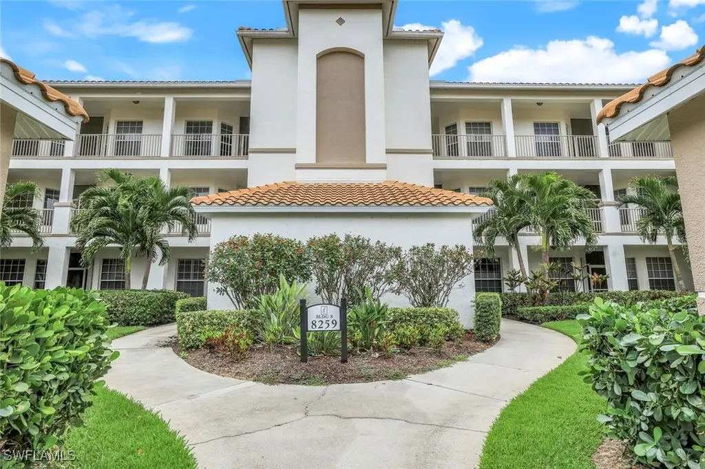 8259 Parkstone Place Naples FL 34120